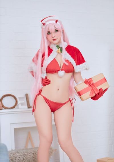 三男玩一女免费a级