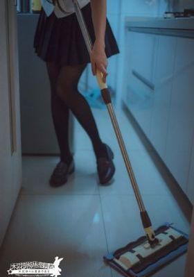 年轻的女老师3