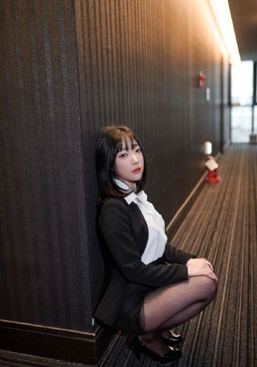 挣扎吧亚当