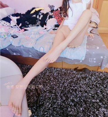 叶玉卿《情不自禁》在线